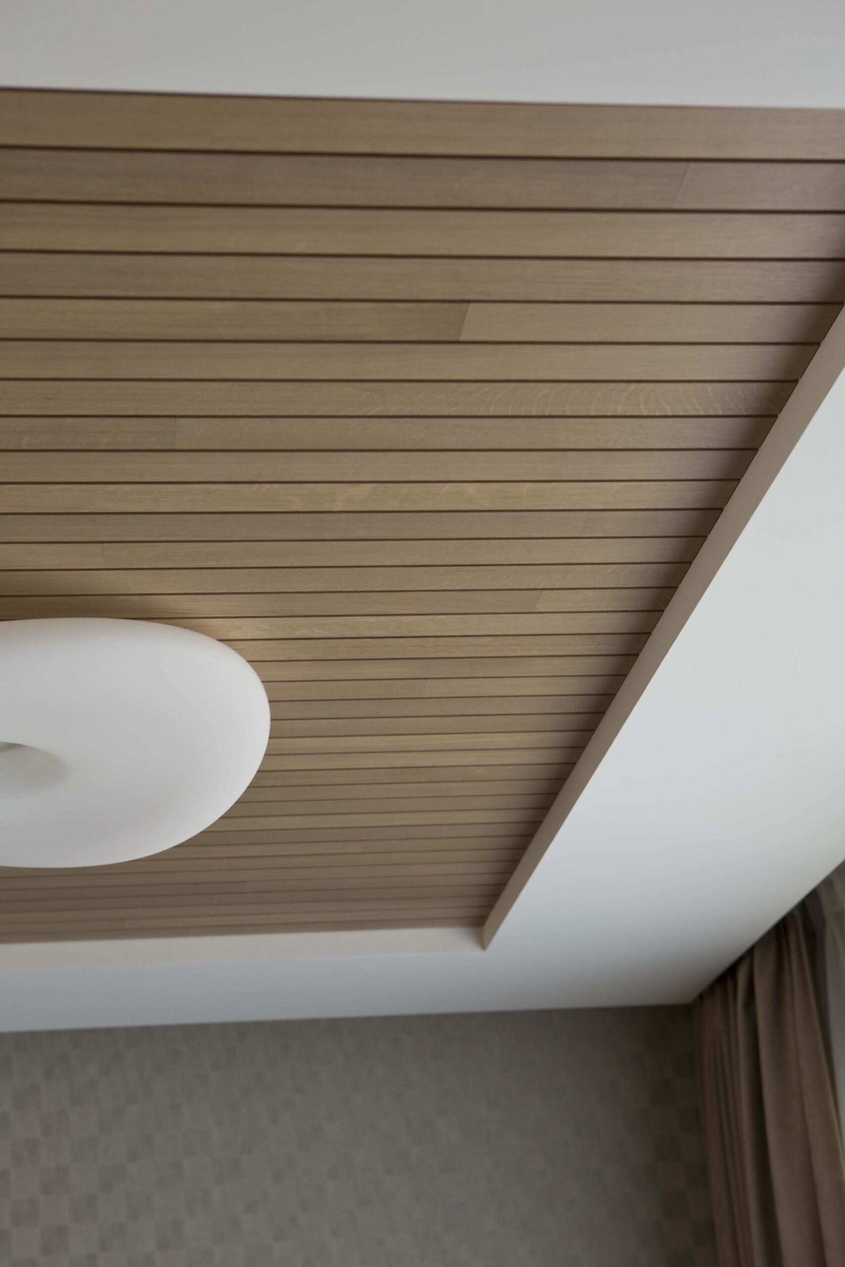 Deco ceiling