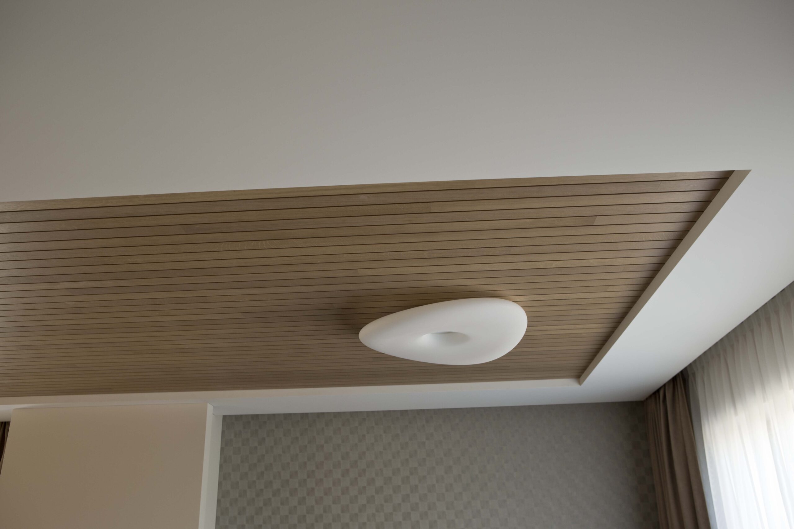 Deco ceiling