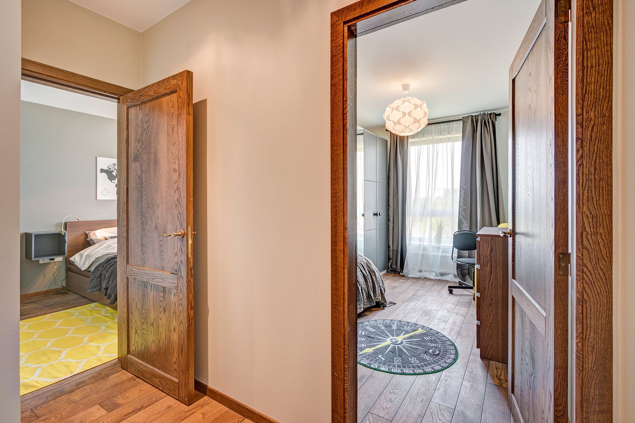 Solid oak wood door