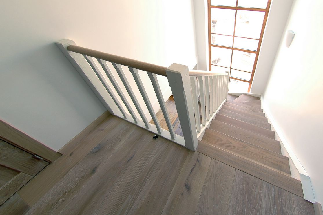 Solid oak wood stairs - Ecowood