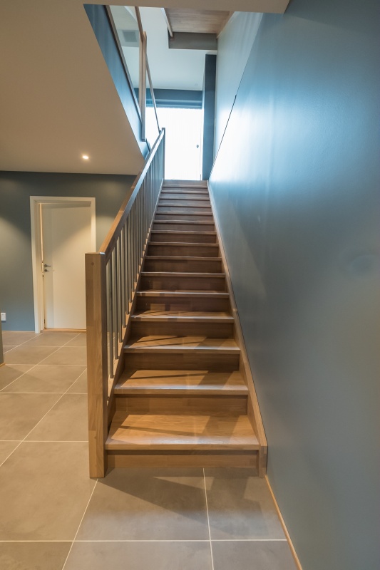 Oak stairs in Norway. Project no. 69