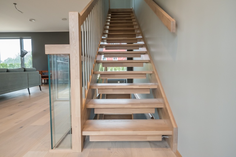 Oak stairs in Norway. Project no. 69