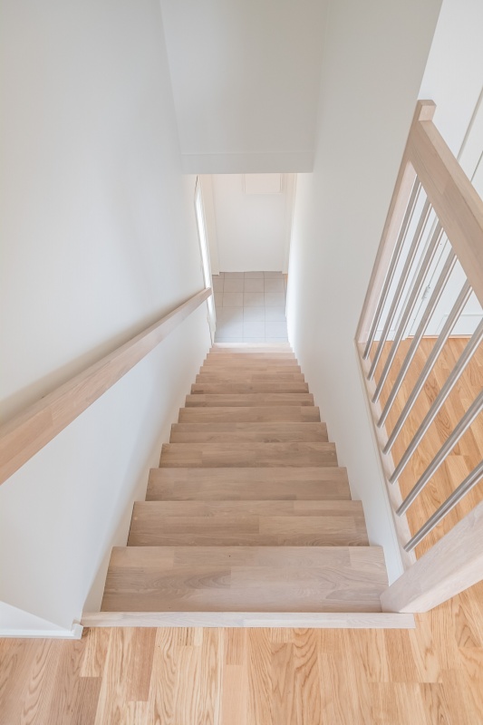 Oak stairs in Norway. Project no. 70