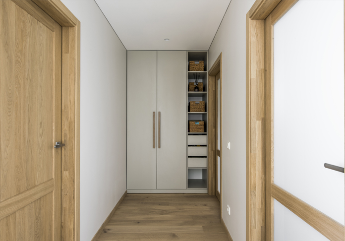 Solid oak wood door