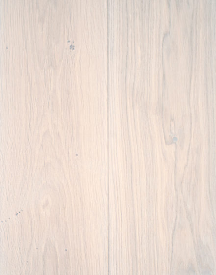 E-2410 IVORY-Medzio stilius medines grindys