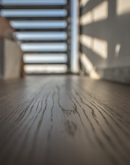Medinės grindys: T-3094 Bagno Vignoni. 230 mm pločio ąžuolinė grindinė lenta.