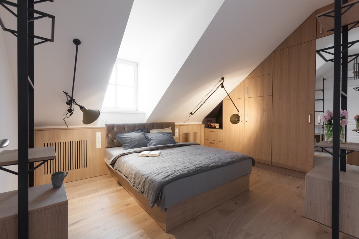 Oak flooring: 3408 Extra white color.