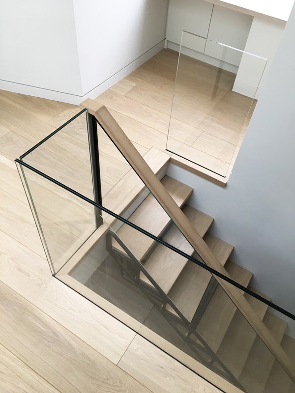 Manufacturing Oak Stairs: A Close Partnership Helps to Achieve the Desired Results