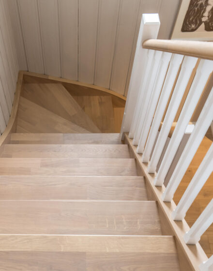 Wood Stairs: Blending Functionality and Aesthetics