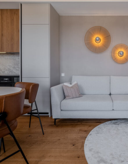 Subtle Beauty of Oak Floors and Doors in a Cozy, Autumn Inspired Interior