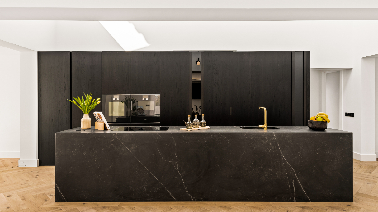 Project in Spain: Oak flooring, E-5454, Naturale