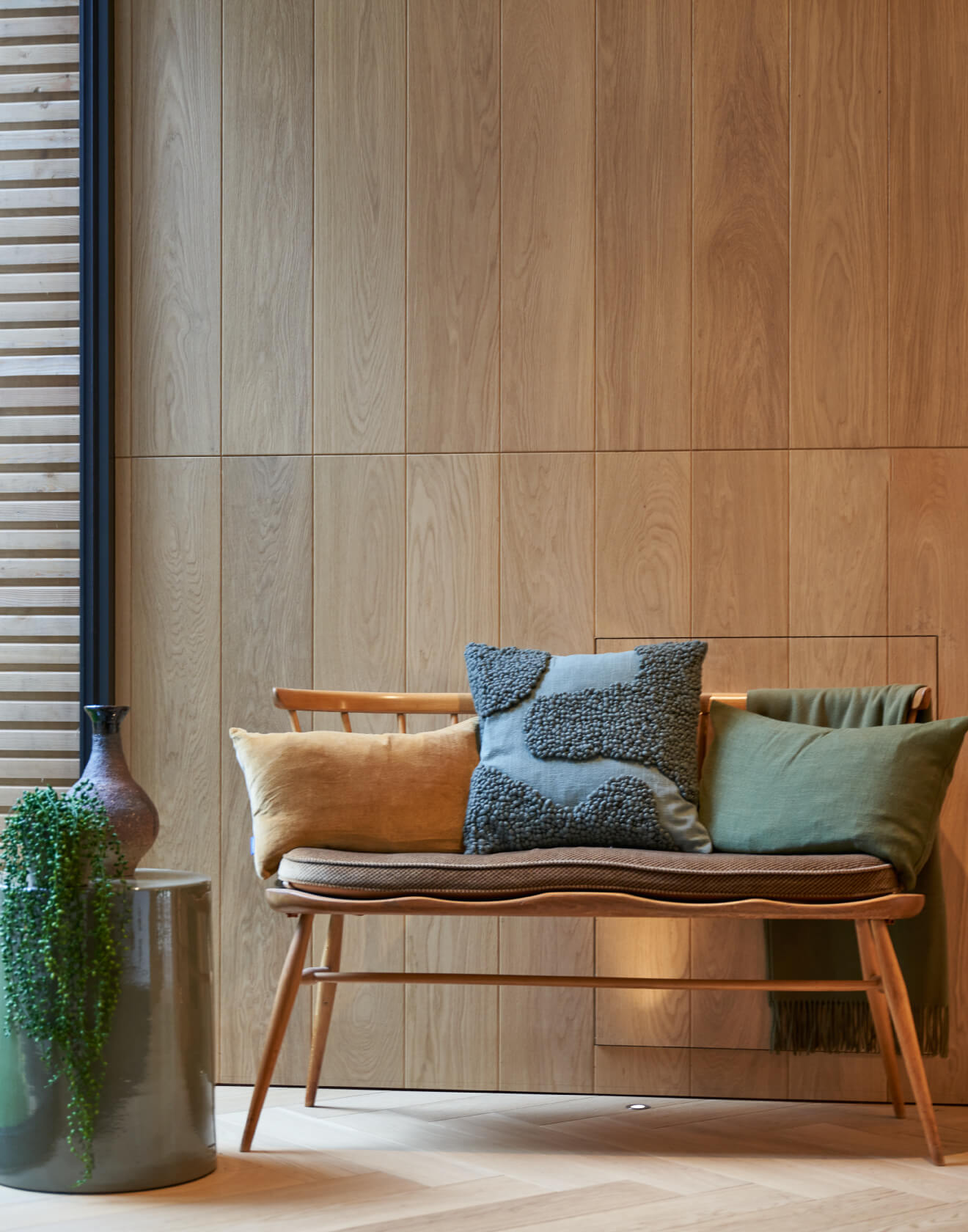 Wooden Decorative Wall – Architectural Solution That Fundamentally Changes the Mood of the Room