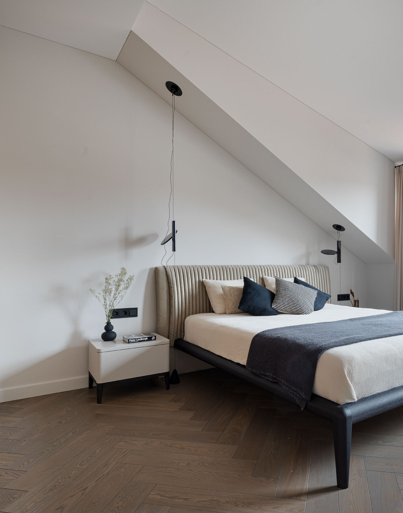 Herringbone Parquet Brings a Timeless Touch to a Renovated Old Town Attic