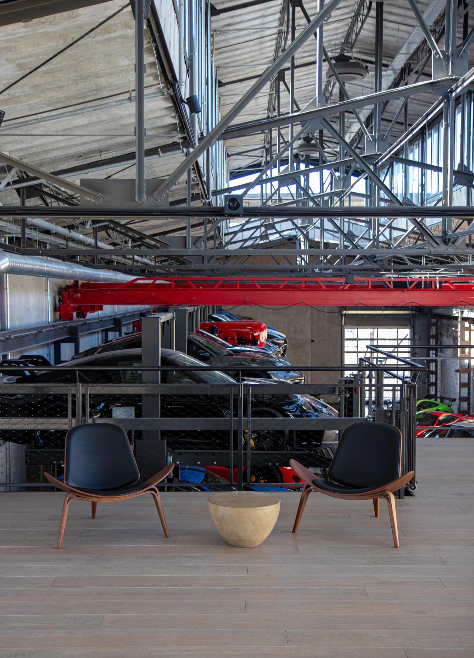 Natural Oak Meets Industrial Heritage: The Quiet Luxury of the Lumber Room, Lithuania