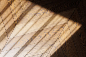 Chevron Flooring: The Stylish Pattern That’s Taking Over Modern Homes
