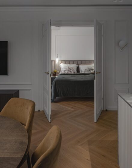 The Rhythm of White: Chevron Oak Flooring as the Heart of the Interior