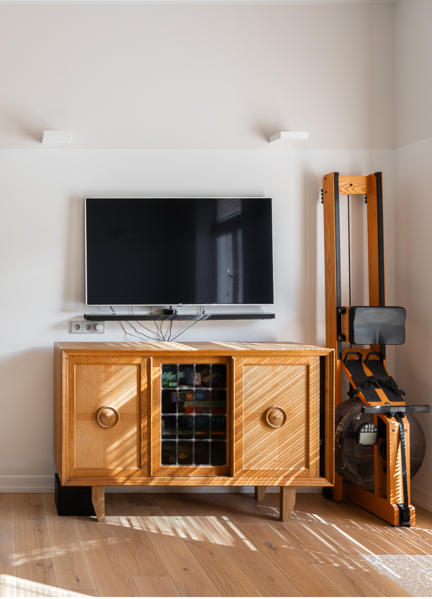 Natural warmth that sets the tone