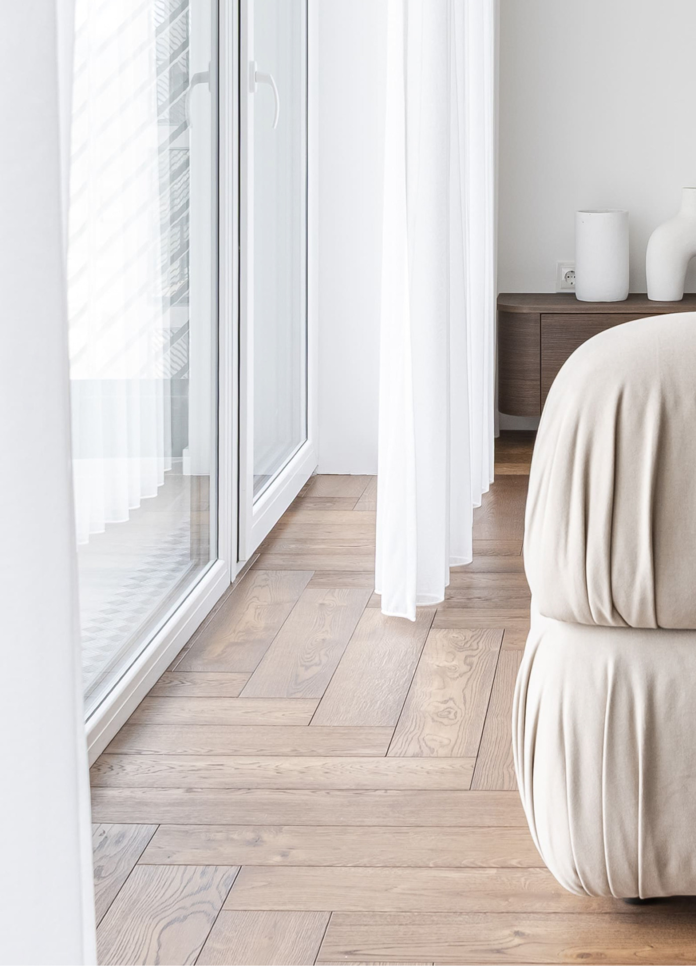The Dynamic Elegance of Walnut Toned Herringbone – Premium Oak Flooring for Sophisticated Interiors