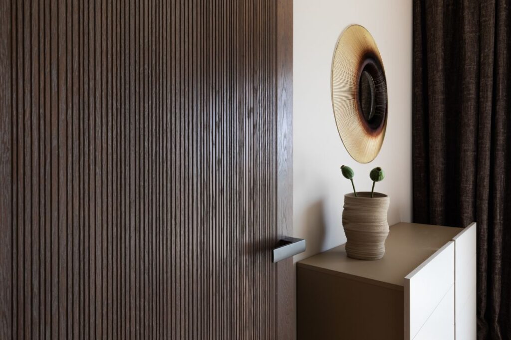 Ecowood Velvet Oak Doors: Strength, Beauty, and Precision 