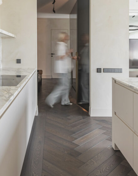 Herringbone 90 Oak Flooring – Classic Elegance for Modern Interiors
