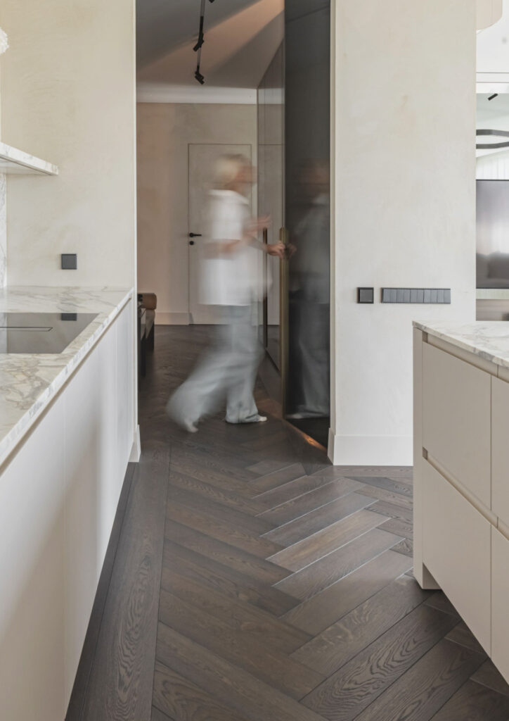 Herringbone 90 Oak Flooring – Classic Elegance for Modern Interiors