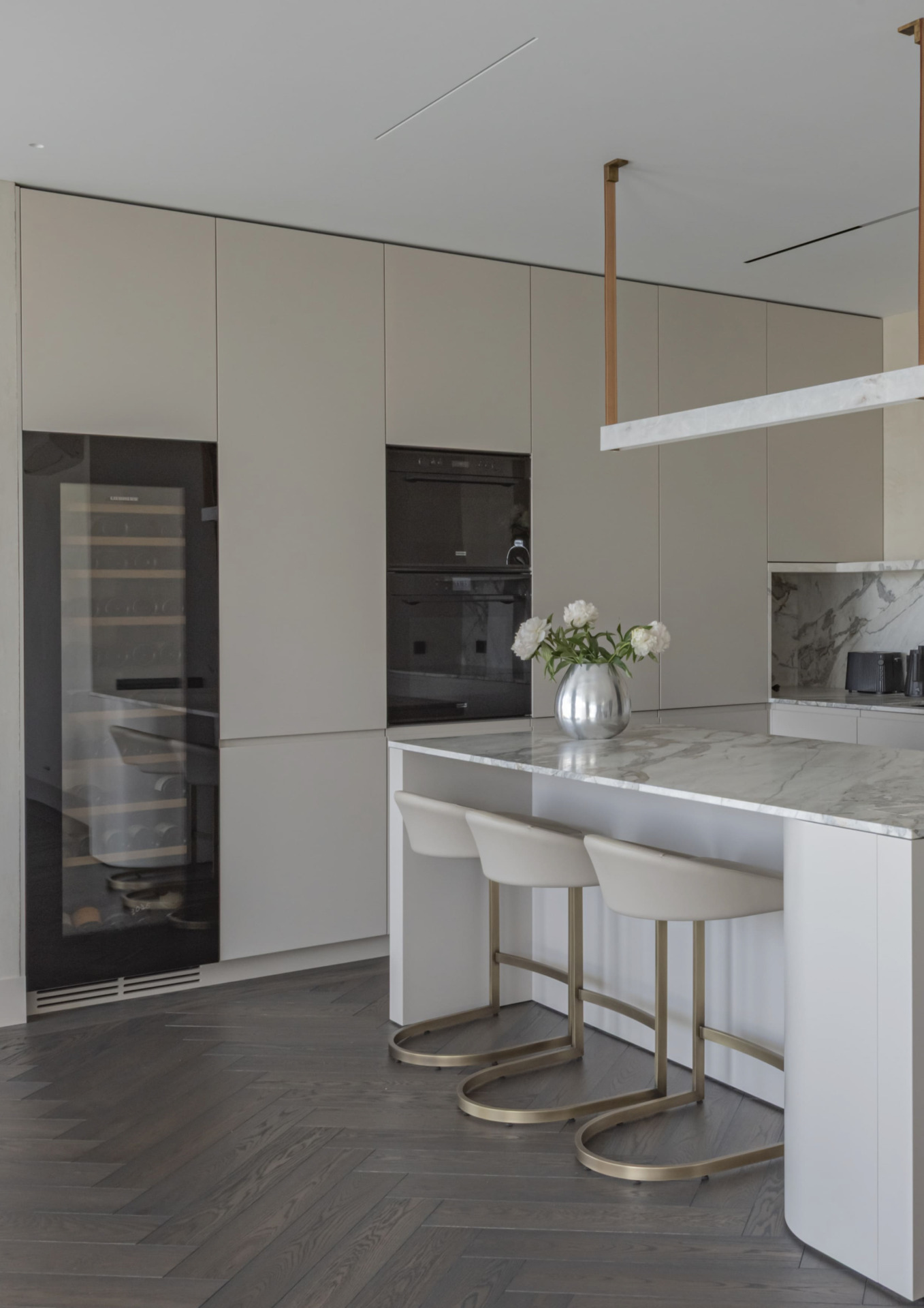 Herringbone 90 Oak Flooring – Classic Elegance for Modern Interiors