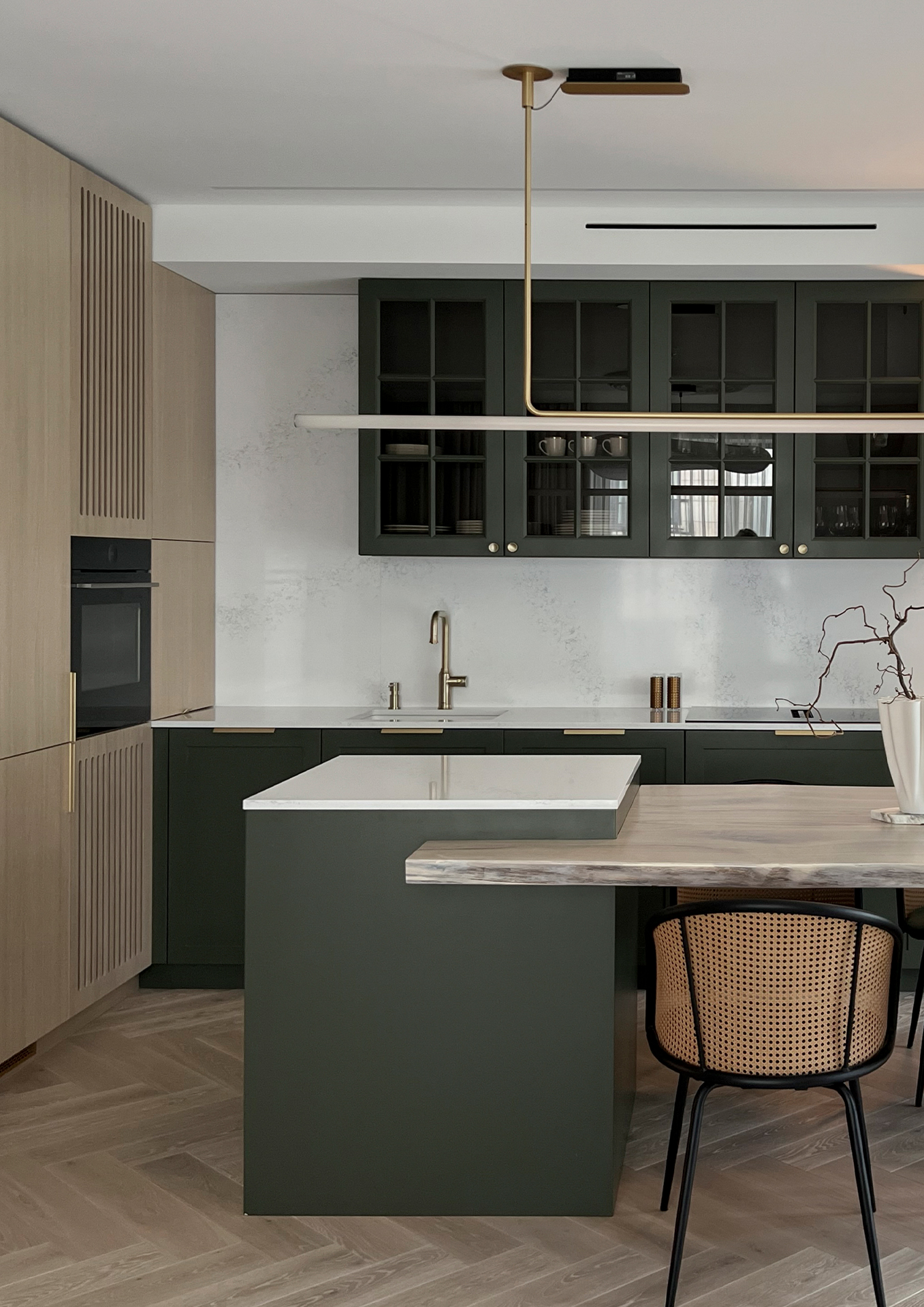 Herringbone Oak Flooring and FLOW Doors – Light That Shapes the Experience