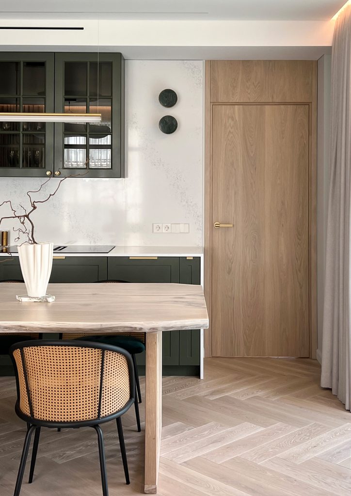 Herringbone Oak Flooring and FLOW Doors – Light That Shapes the Experience