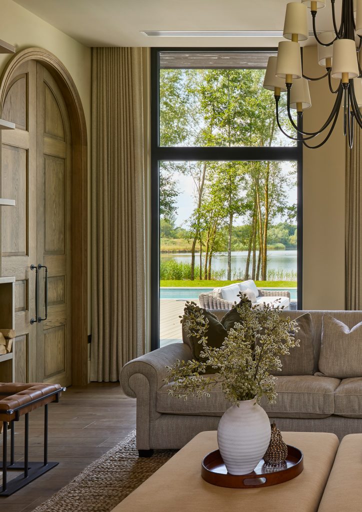 Tobacco Rustic flooring - a solid foundation that shapes the interior.